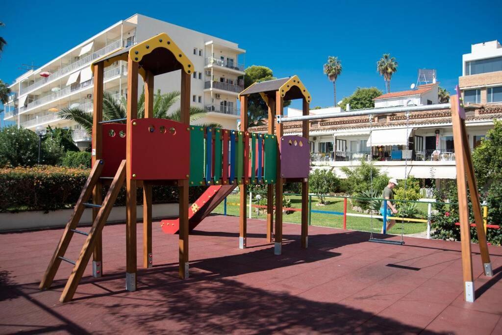 Carihuela Palace Torremolinos Buitenkant foto